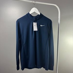 Nike victory long sleeve half zip
